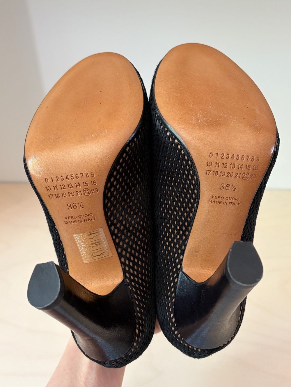 Maison Martin Margiela Fishnet Trompe L’Oeil Round-Toe Suede Pump 36.5 - Picture 12 of 14